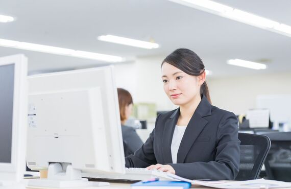 スタッフの賃金を適切に管理するご相談についてアドバイスしています | 広島市の社労士・ふちがみ労務管理センター